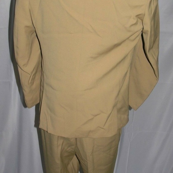 istante by Versace Vintage Beige Gabardine Three Button Suit 40 - Picture 3 of 8